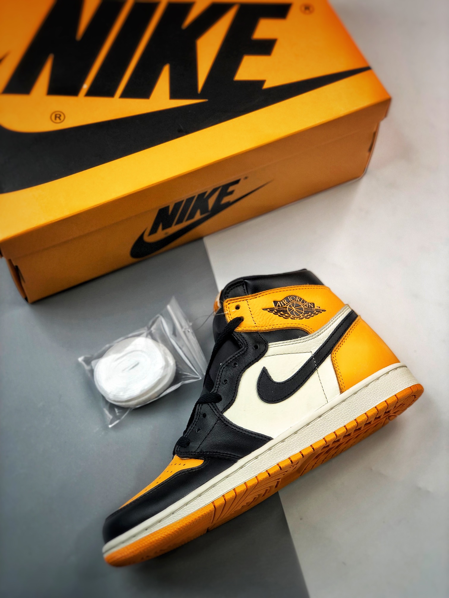 (Excellent)  Jordan 1 Retro High OG Taxi