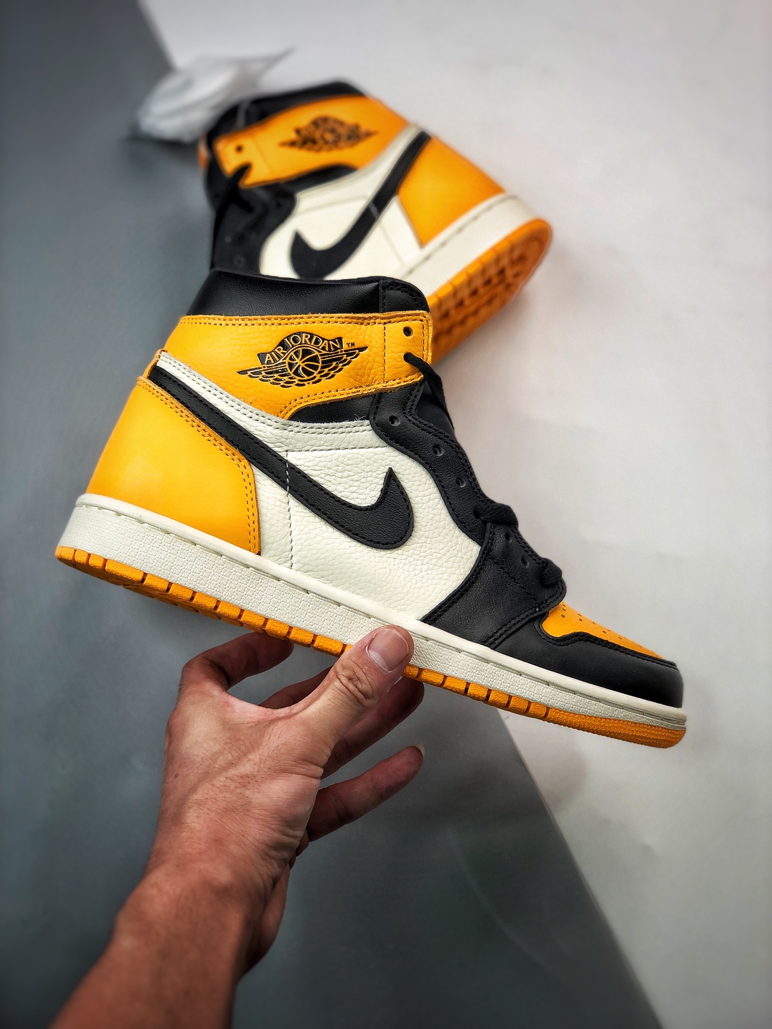 (Excellent)  Jordan 1 Retro High OG Taxi