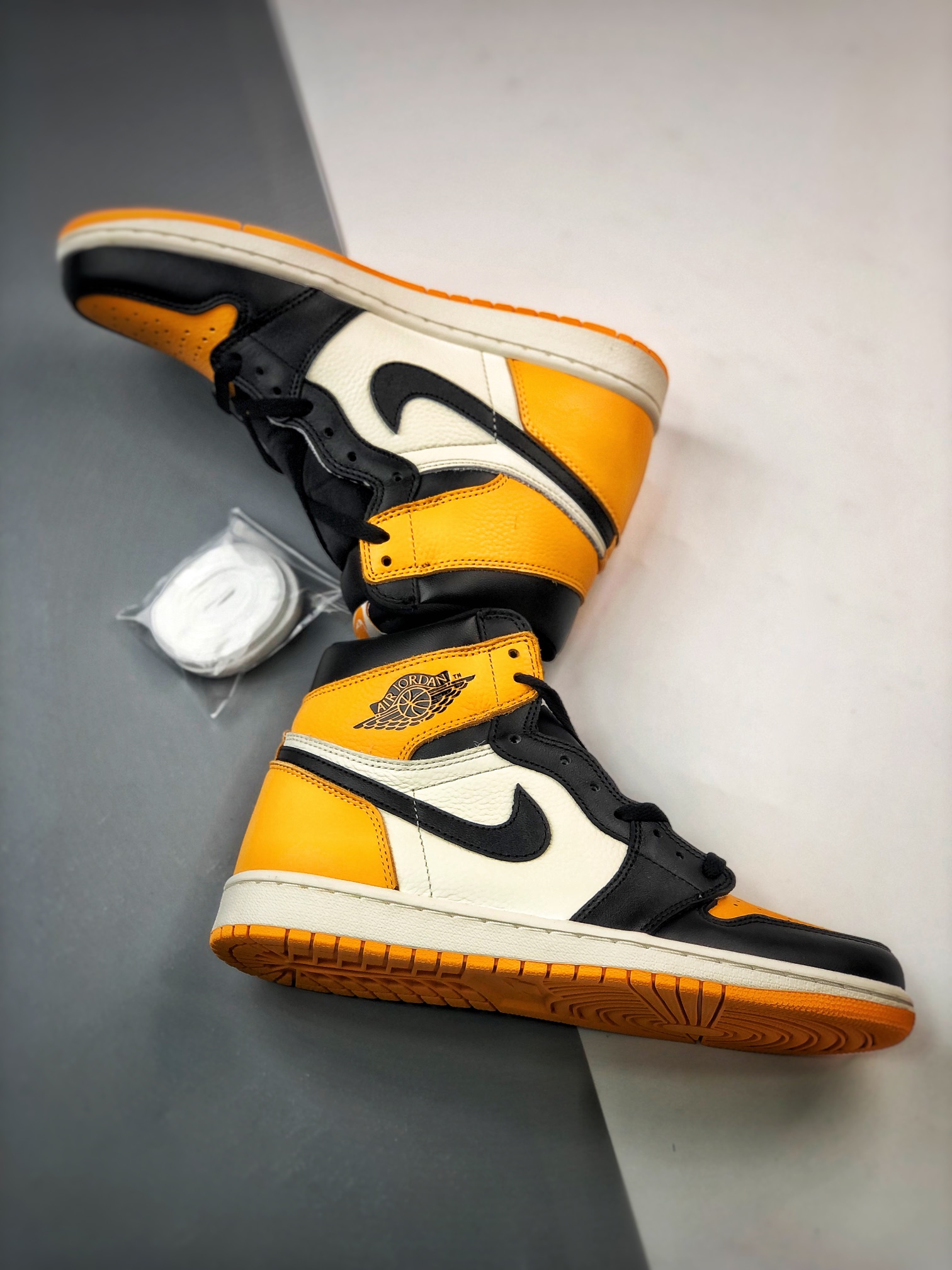 (Excellent)  Jordan 1 Retro High OG Taxi