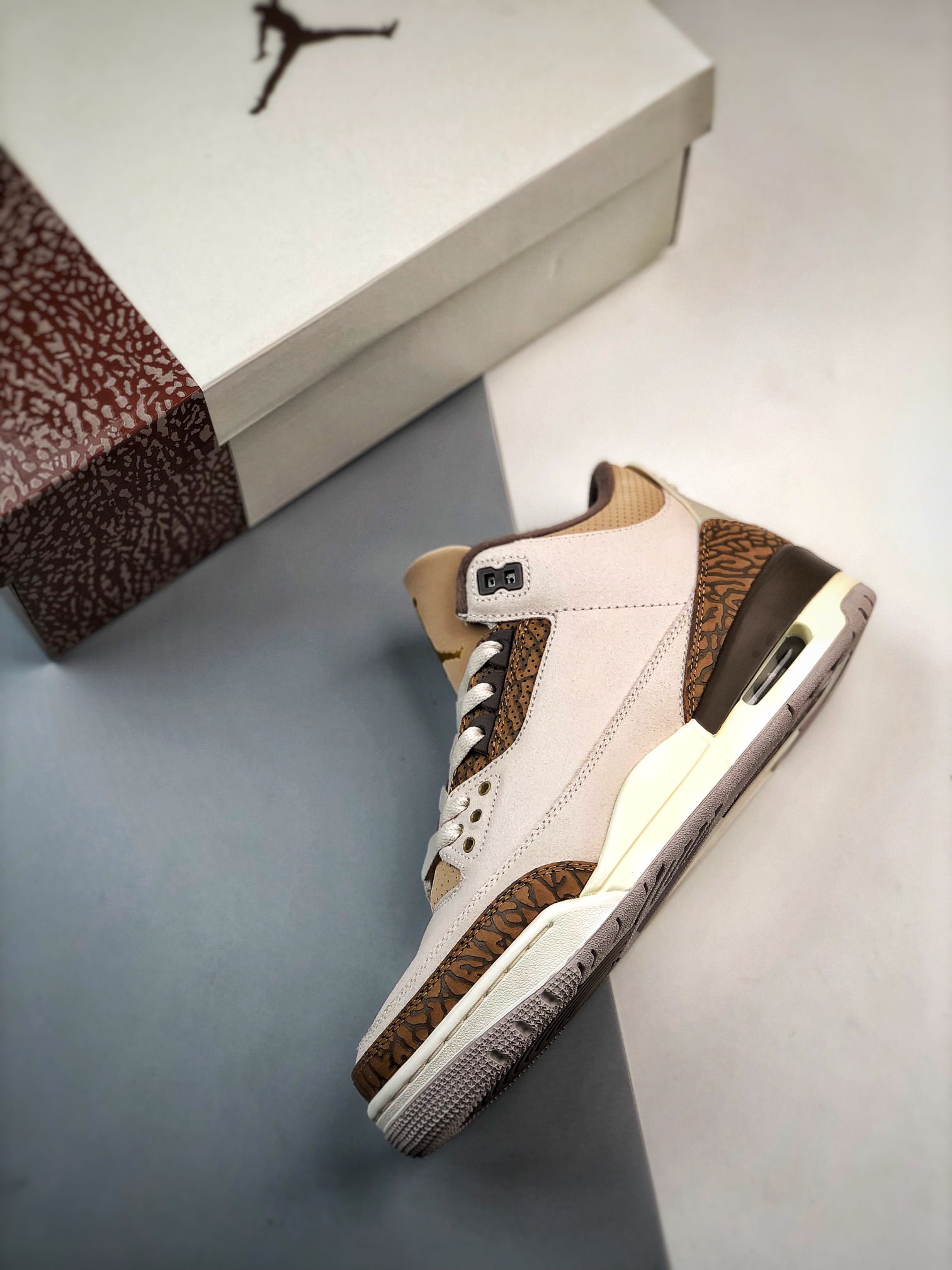 (80% ARR About) Jordan 3 Retro Palomino CT8532-102