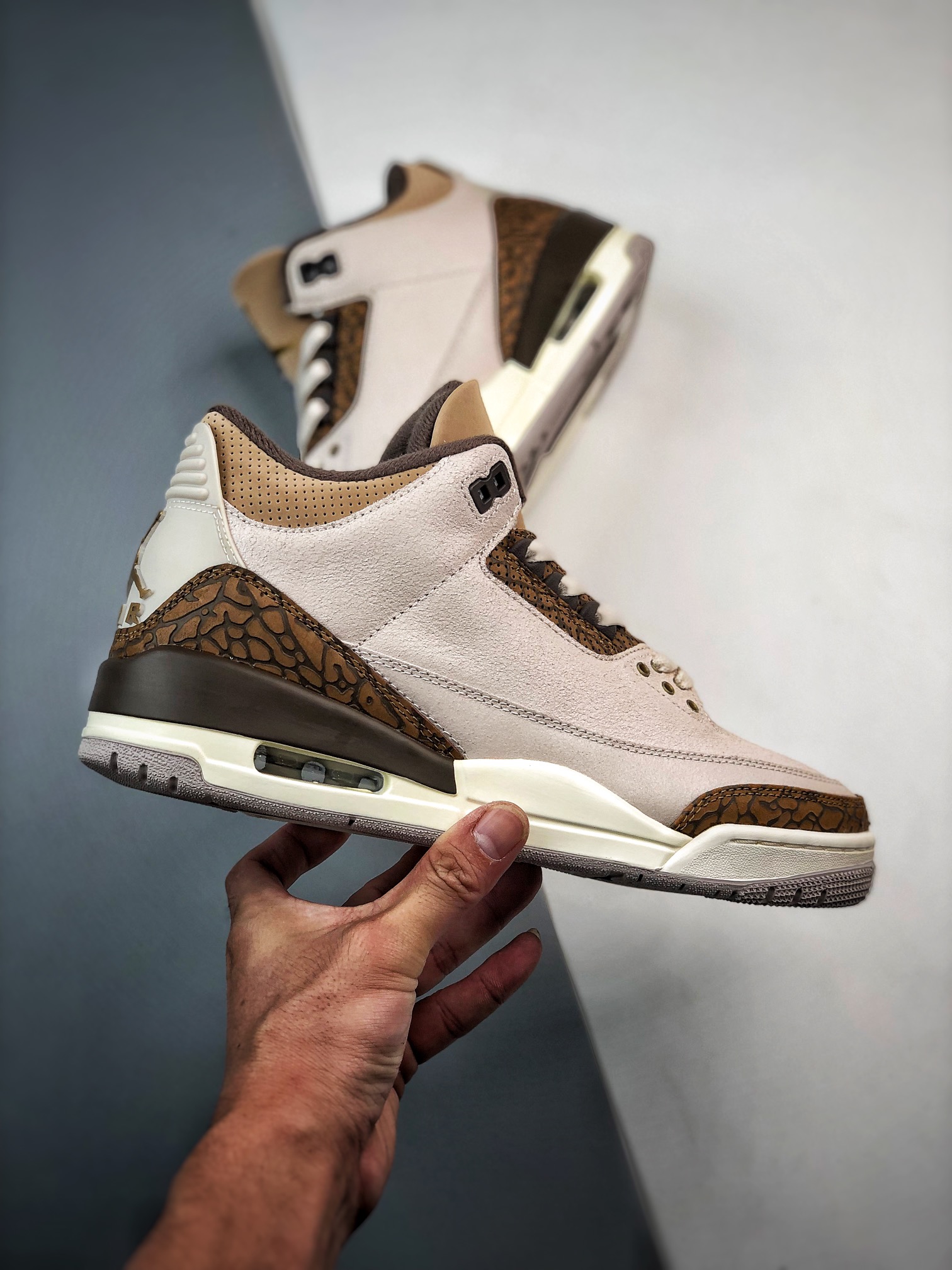 (80% ARR About) Jordan 3 Retro Palomino CT8532-102