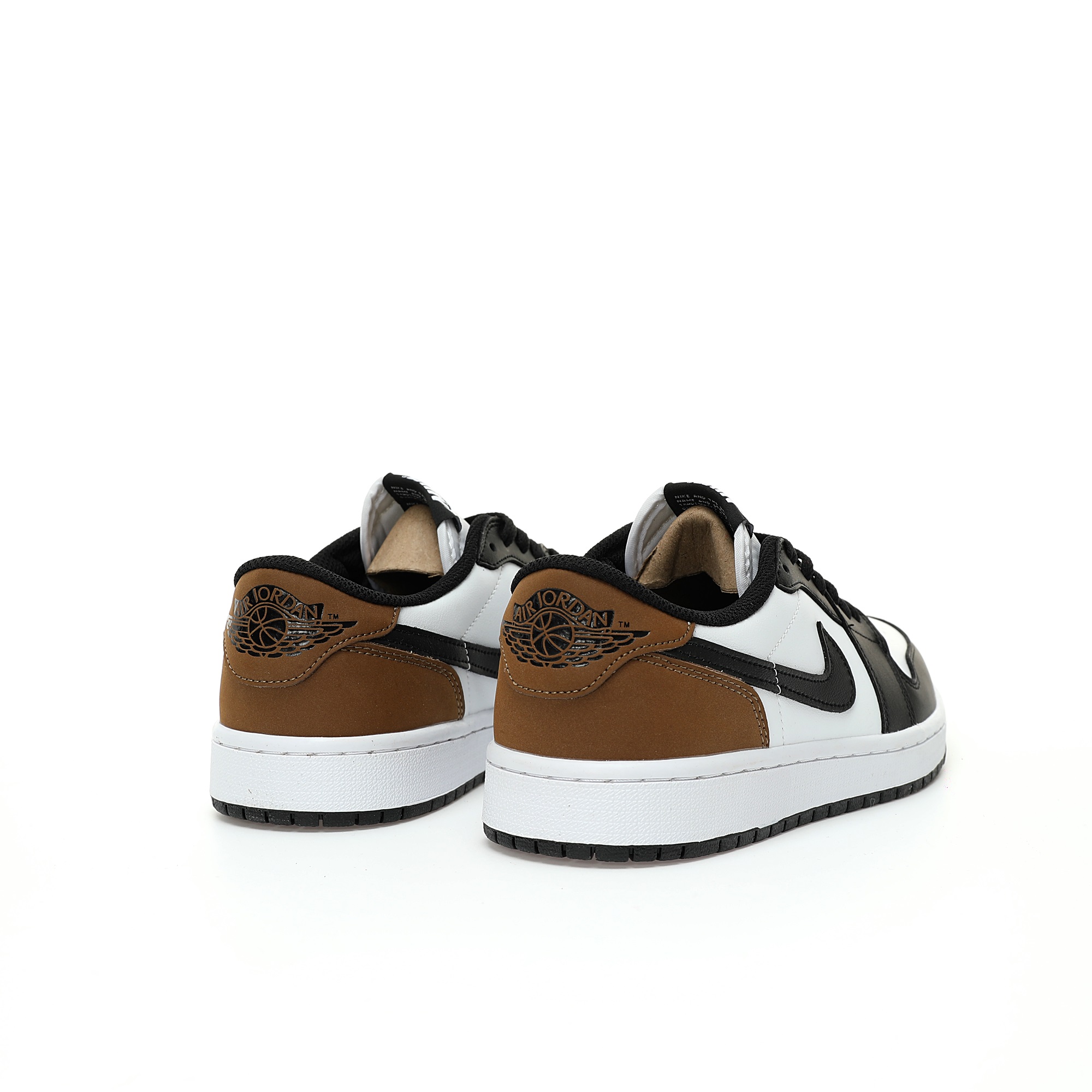 (60%-70% ARR)  Jordan 1 Retro Low OG Mocha CZ0790-102