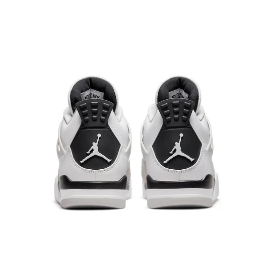 (Excellent)  Jordan 4 Retro Military Black