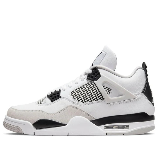 (Excellent)  Jordan 4 Retro Military Black