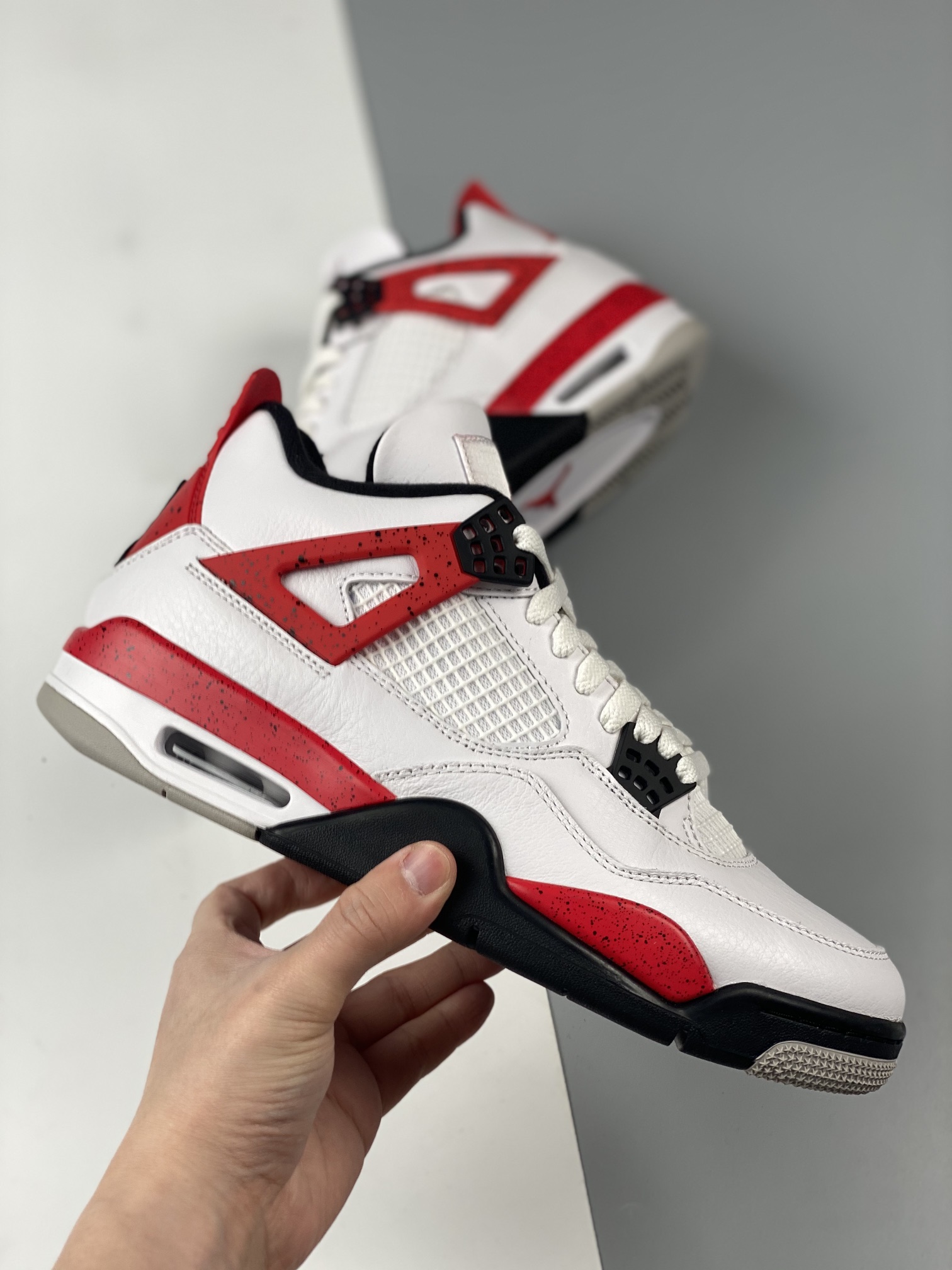 (85%-90% ARR)  Jordan 4 Retro Red Cement DH6927-161