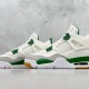 (Excellent)  Jordan 4 Retro SB Pine Green