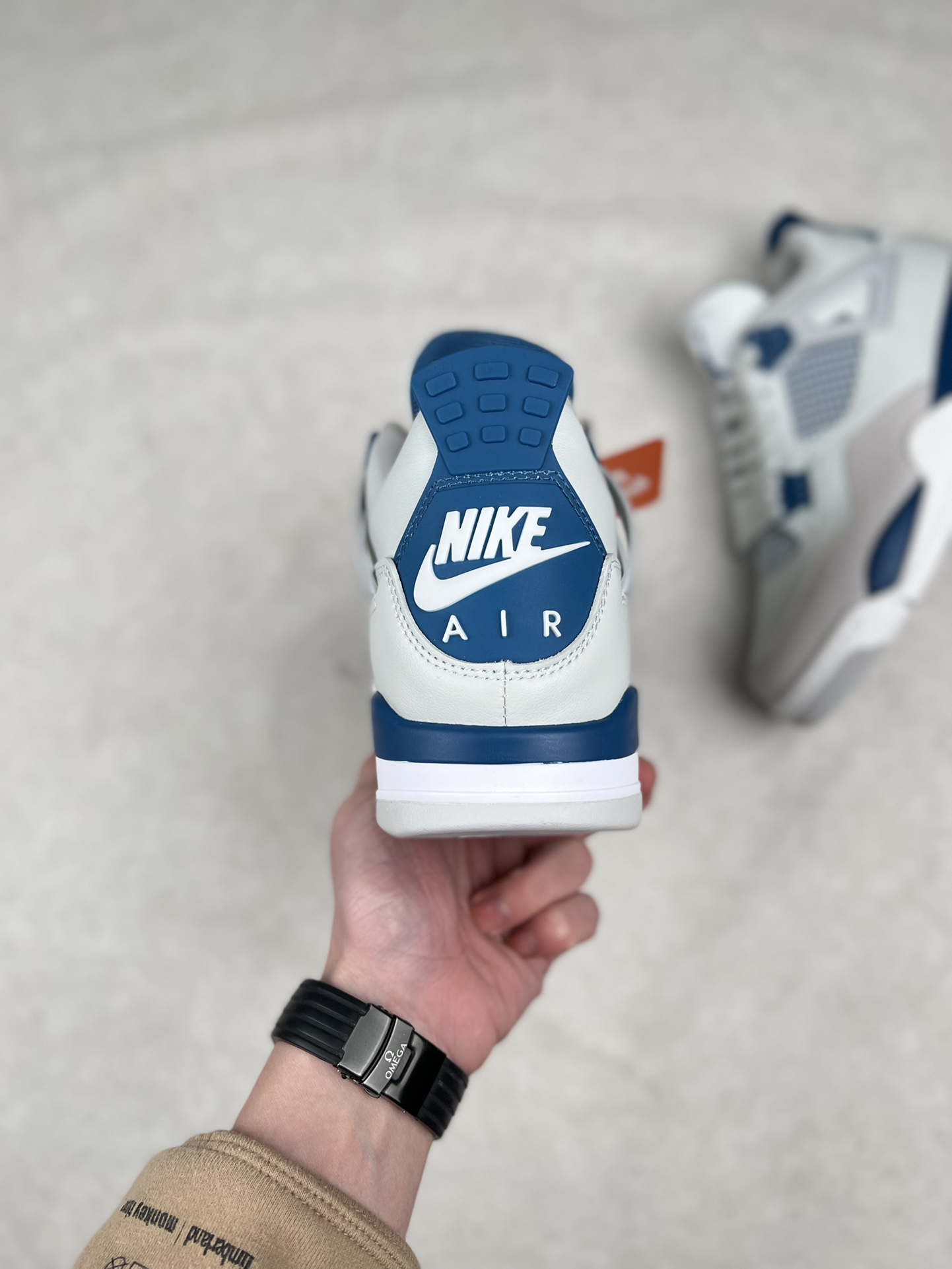 (75%-80% ARR)  Jordan 4 Retro Military Blue (2024) FV5029-141