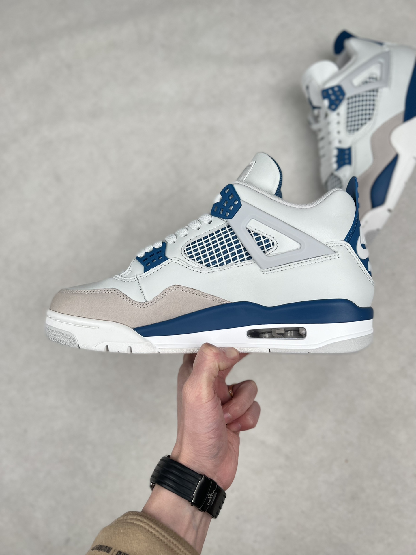 (80%-85% ARR)  Jordan 4 Retro Military Blue (2024) FV5029-141