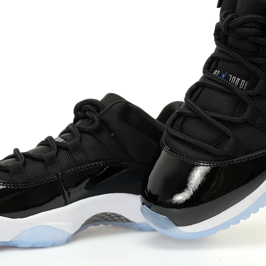 (75%-80% ARR)  Jordan 11 Retro Low Space Jam  FV5104-004