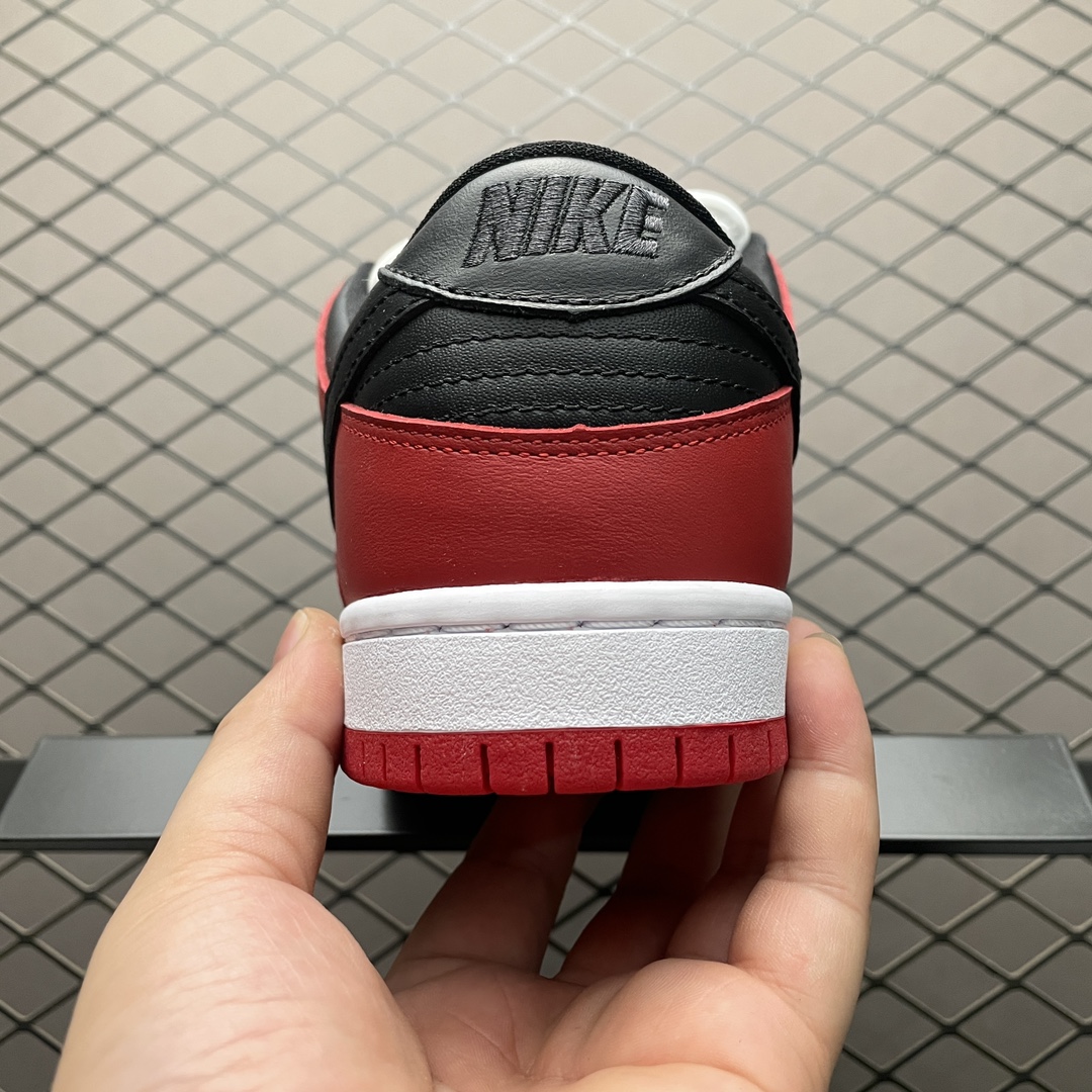 (75% -80% ARR)  Nike SB Dunk Low Pro J-Pack Chicago BQ6817-600