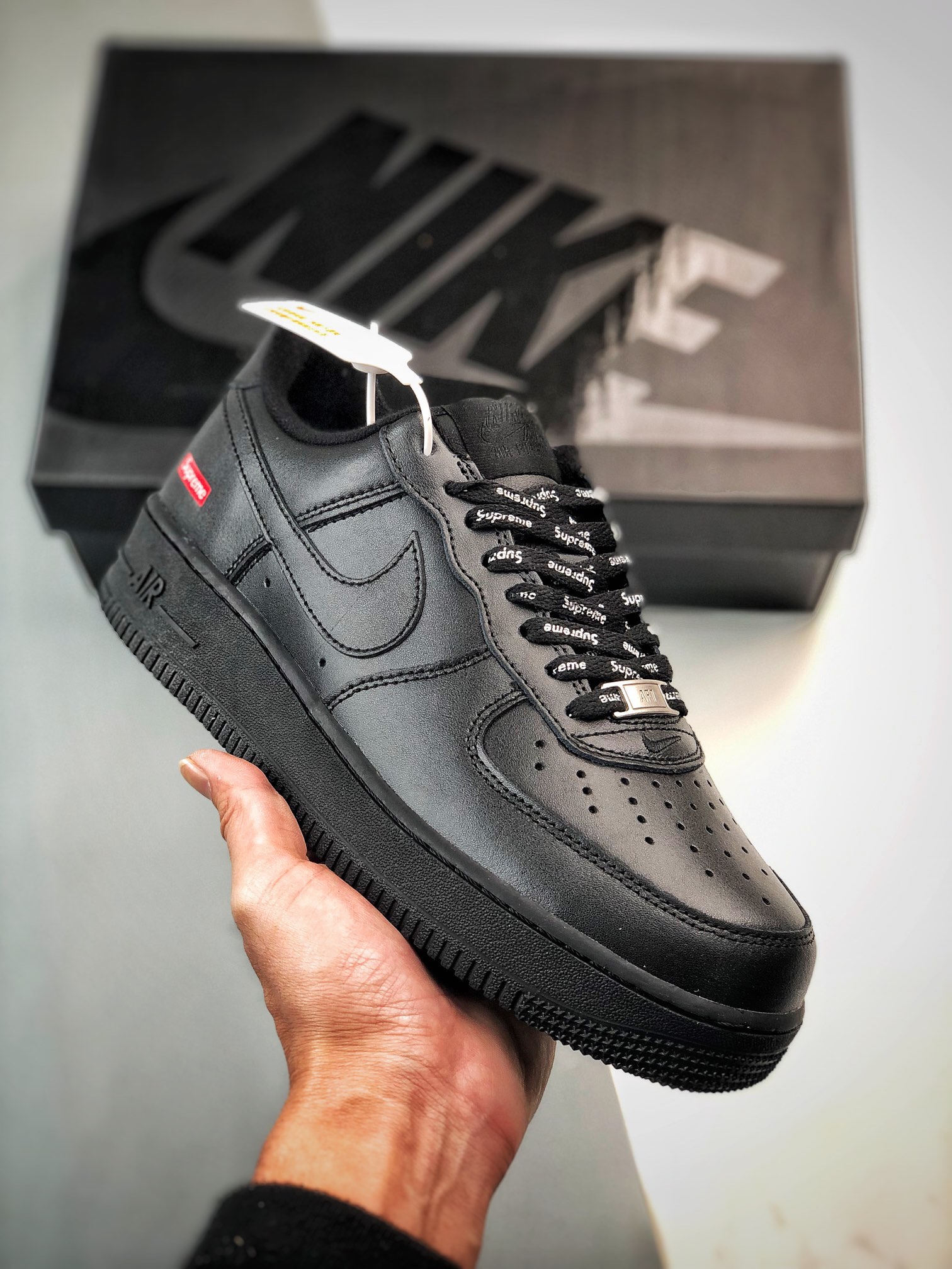 (70%-75% ARR)  Nike Air Force 1 Low Supreme Black CU9225-001