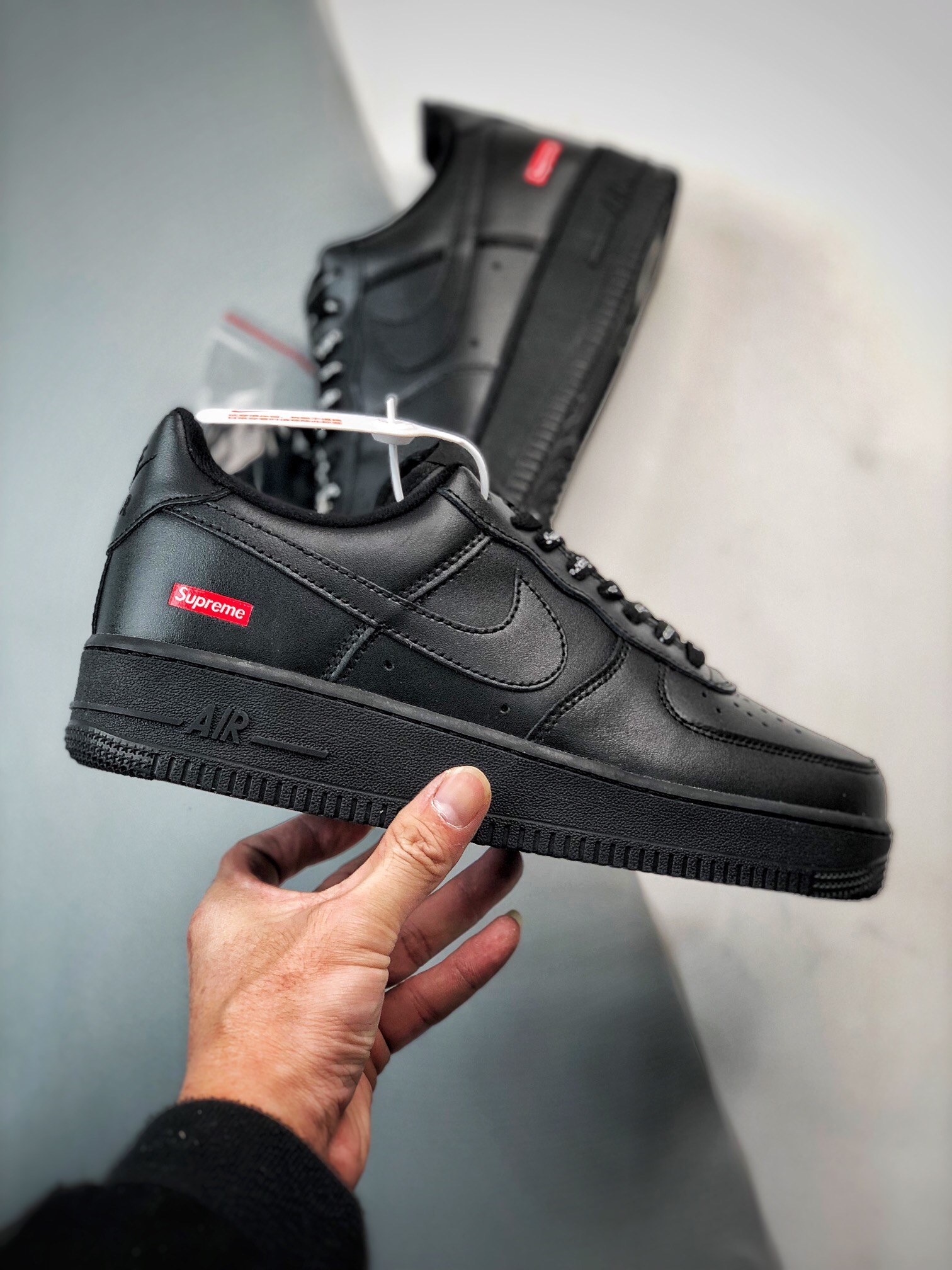 (70%-75% ARR)  Nike Air Force 1 Low Supreme Black CU9225-001