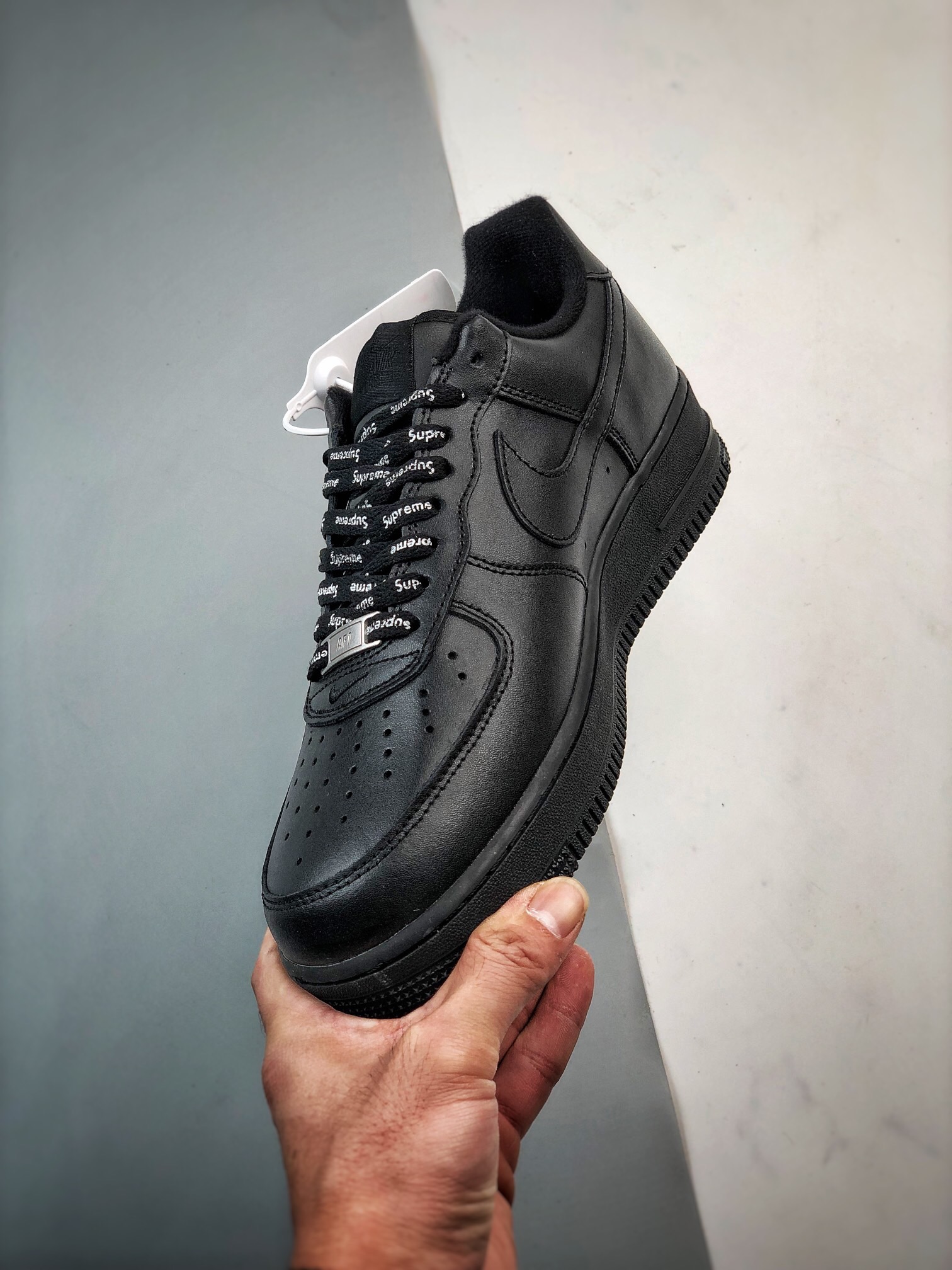 (70%-75% ARR)  Nike Air Force 1 Low Supreme Black CU9225-001