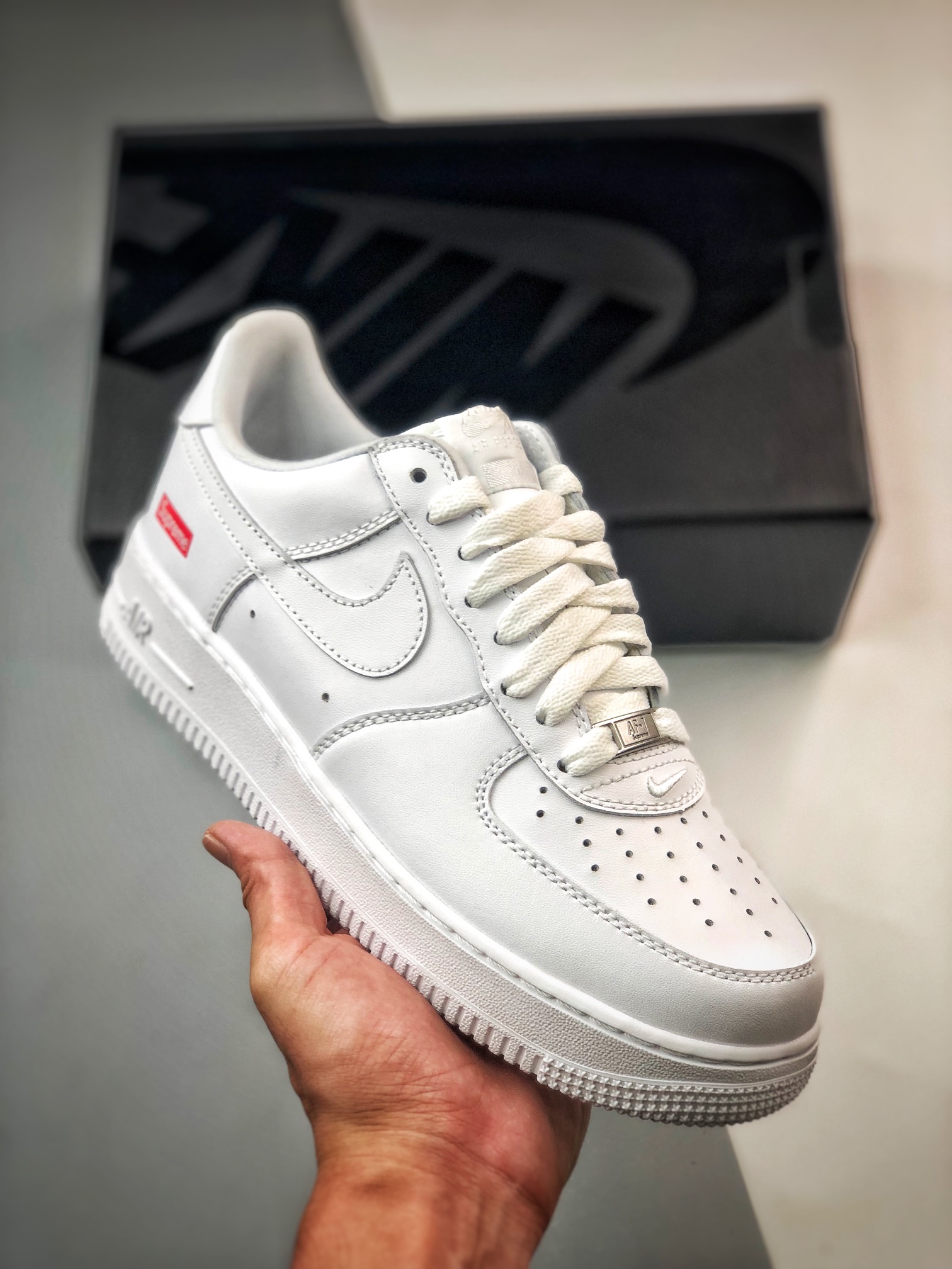 (60%-70% ARR)  Nike Air Force 1 Low Supreme White CU9225-100