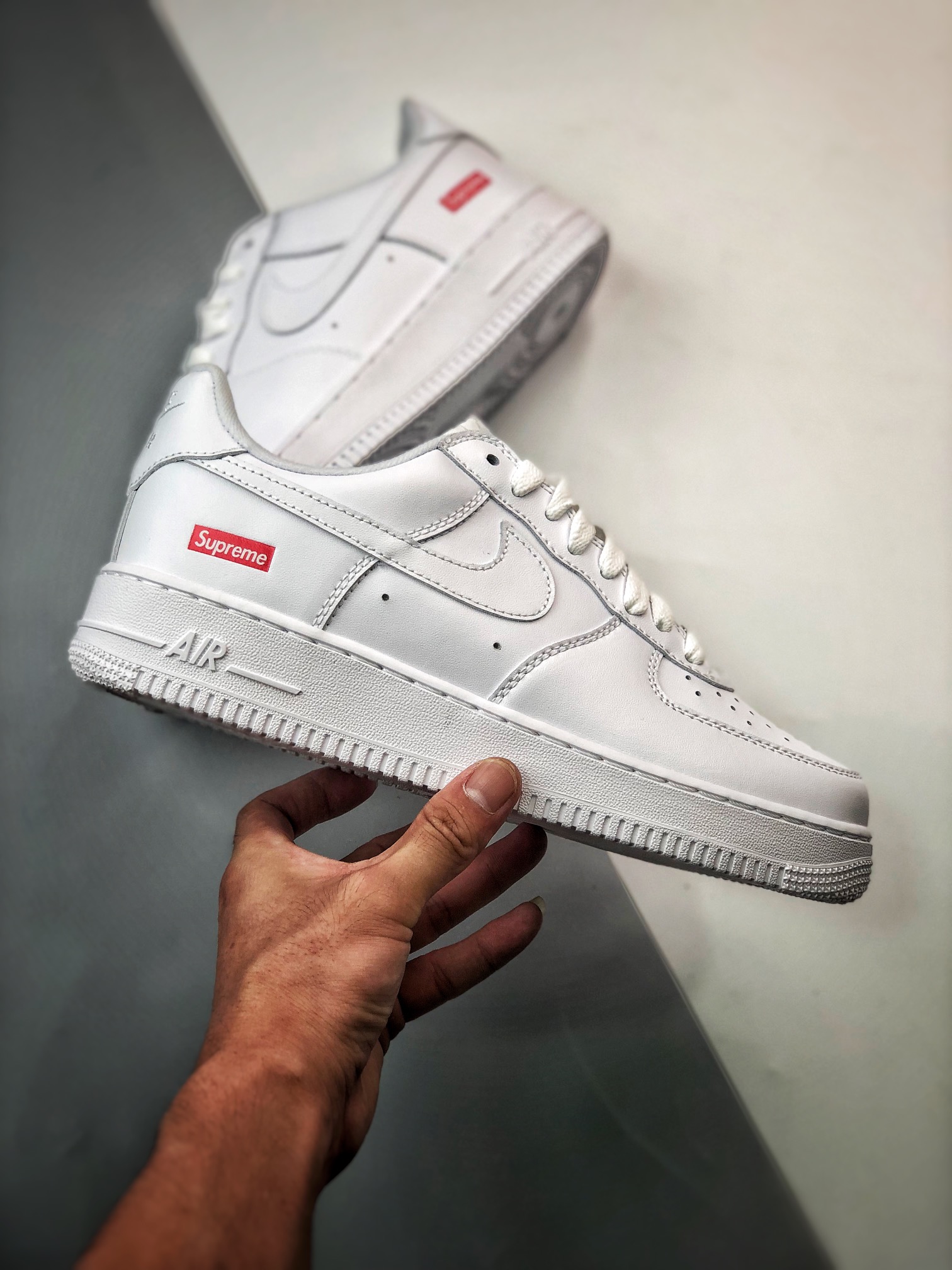 (60%-70% ARR)  Nike Air Force 1 Low Supreme White CU9225-100