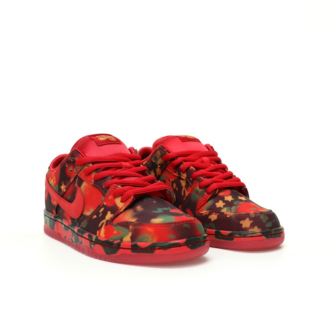 (About 80% ARR)  Nike SB Dunk Low The Wizard of Oz Poppy Field FZ1291-600