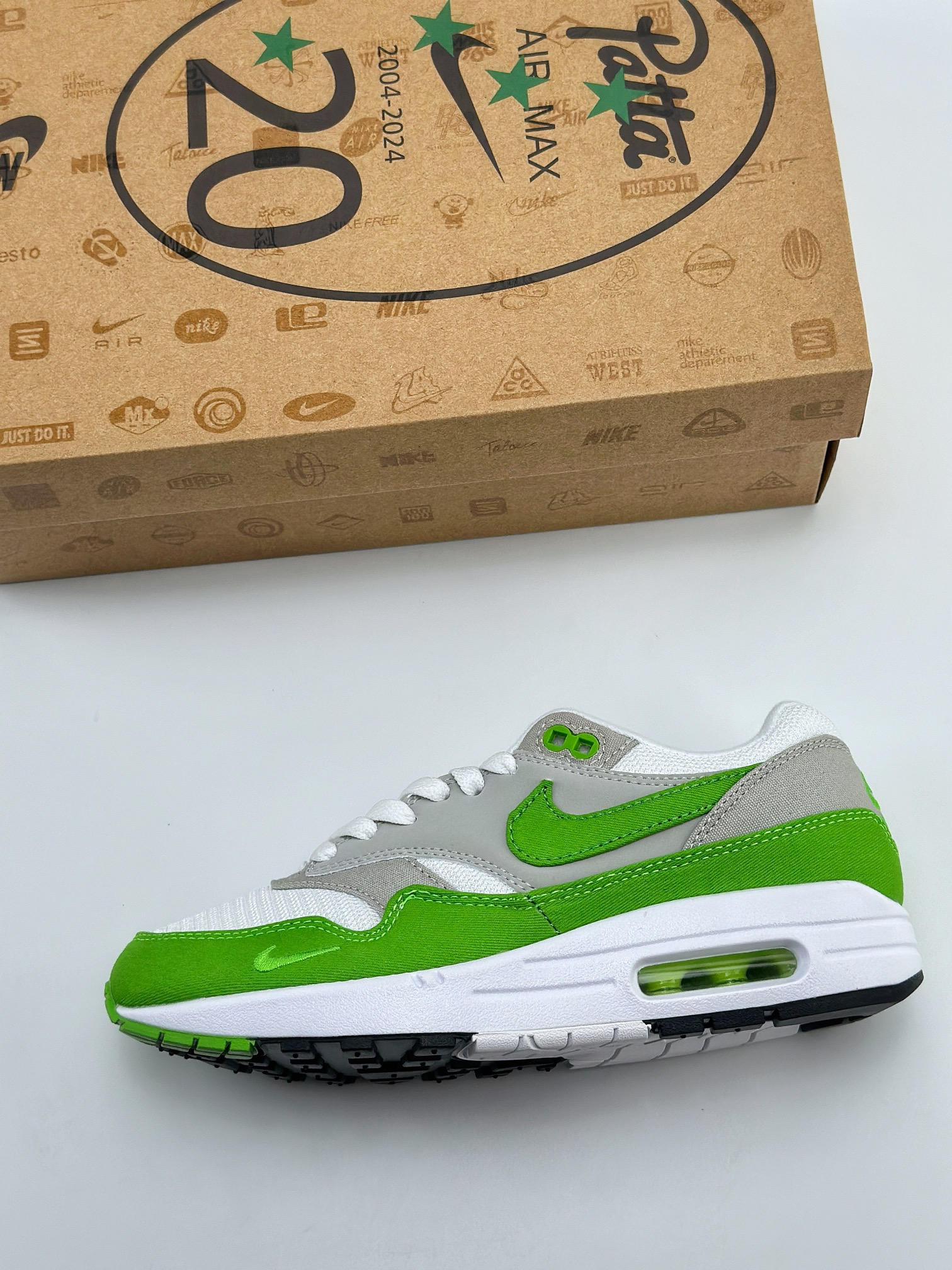 (75%-80% ARR)  Nike Air Max 1 Patta 20th Anniversary Chlorophyll