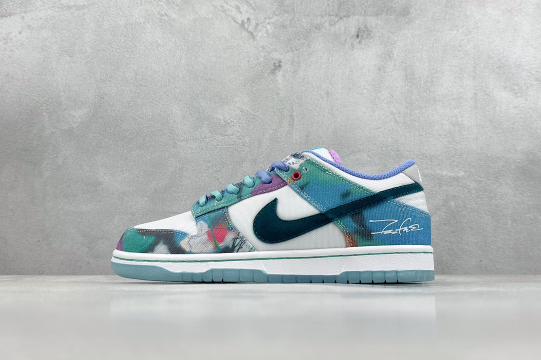 (75% ARR about)  Nike SB Dunk Low Futura Laboratories Bleached Aqua HF6061-400