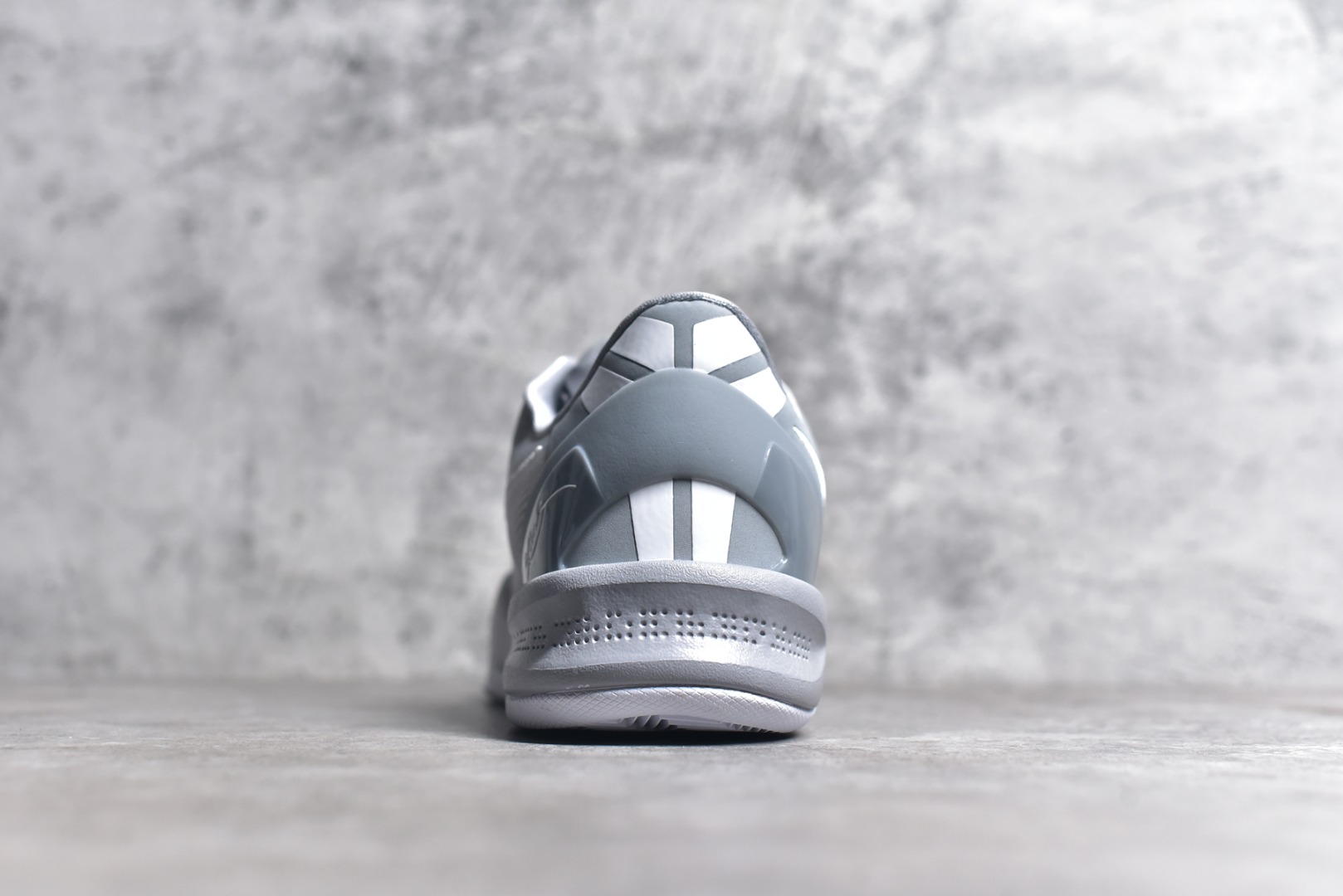 (85% ARR about)  Nike Kobe 8 Protro Wolf Grey HF9550-002