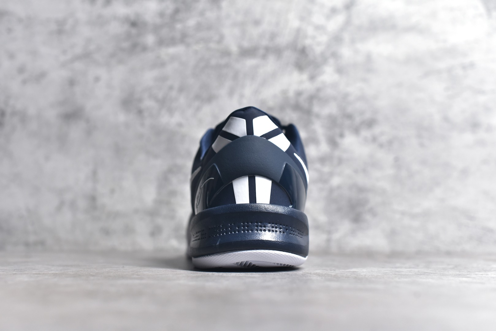 (85% ARR about)  Nike Kobe 8 Protro College Navy HF9550-400