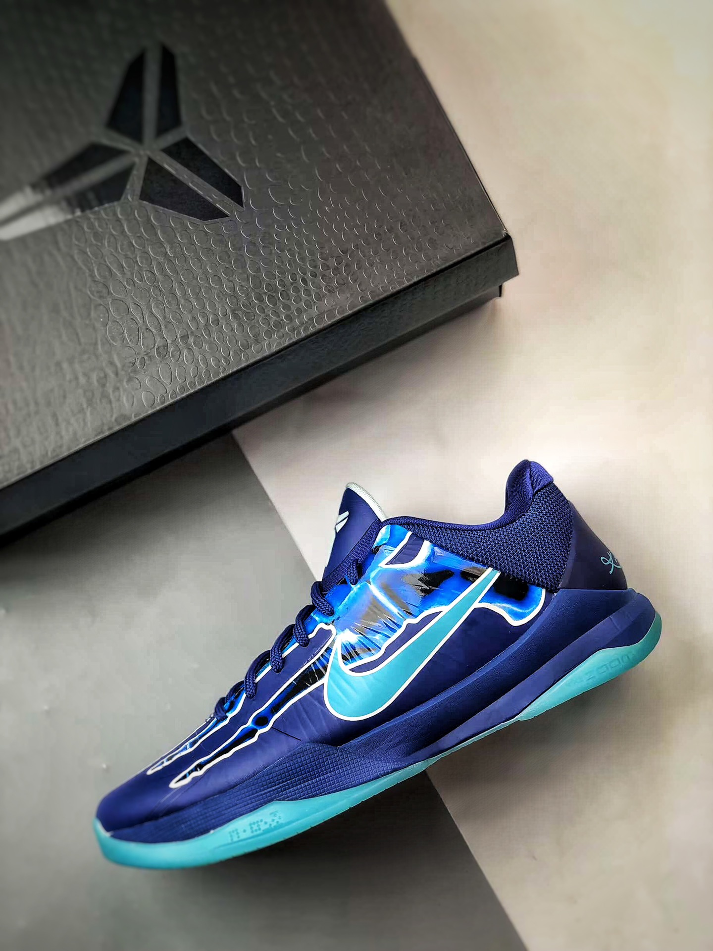 (85%-90% ARR)  Nike Kobe 5 Protro X-Ray HJ4303-400