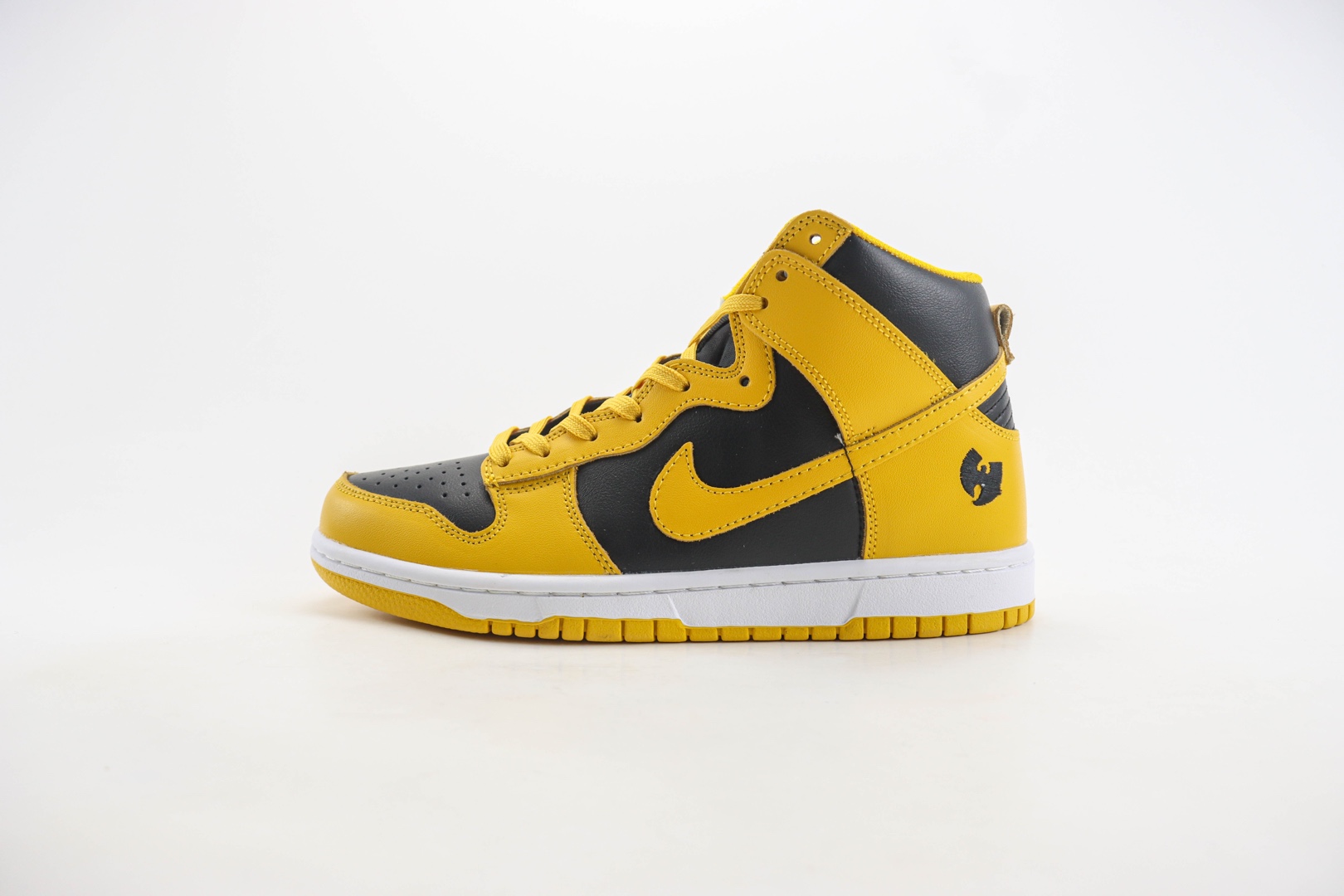 (60%-70% ARR)  Nike Dunk High Wu-Tang (2024) HJ4320-001