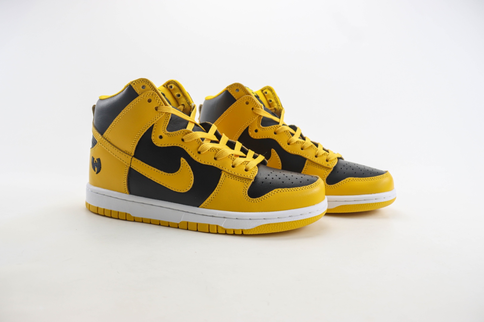 (60%-70% ARR)  Nike Dunk High Wu-Tang (2024) HJ4320-001