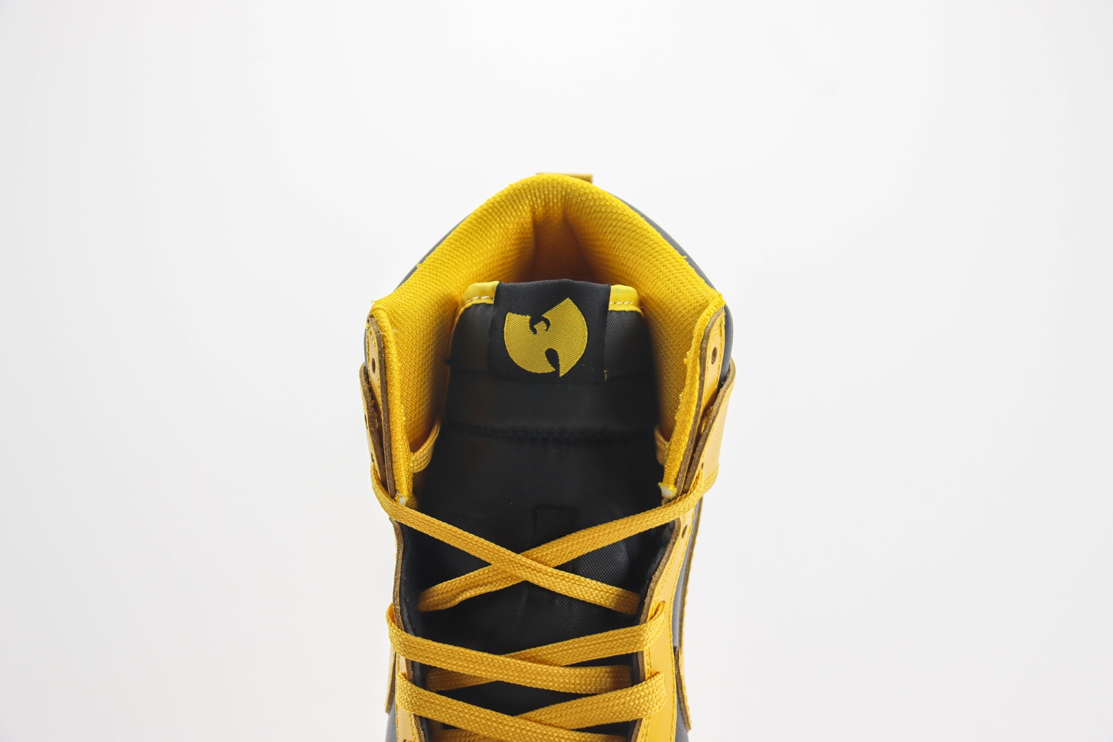 (60%-70% ARR)  Nike Dunk High Wu-Tang (2024) HJ4320-001