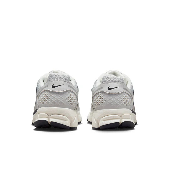 Nike Zoom Vomero 5 Photon Dust Metallic Silver (Women's)